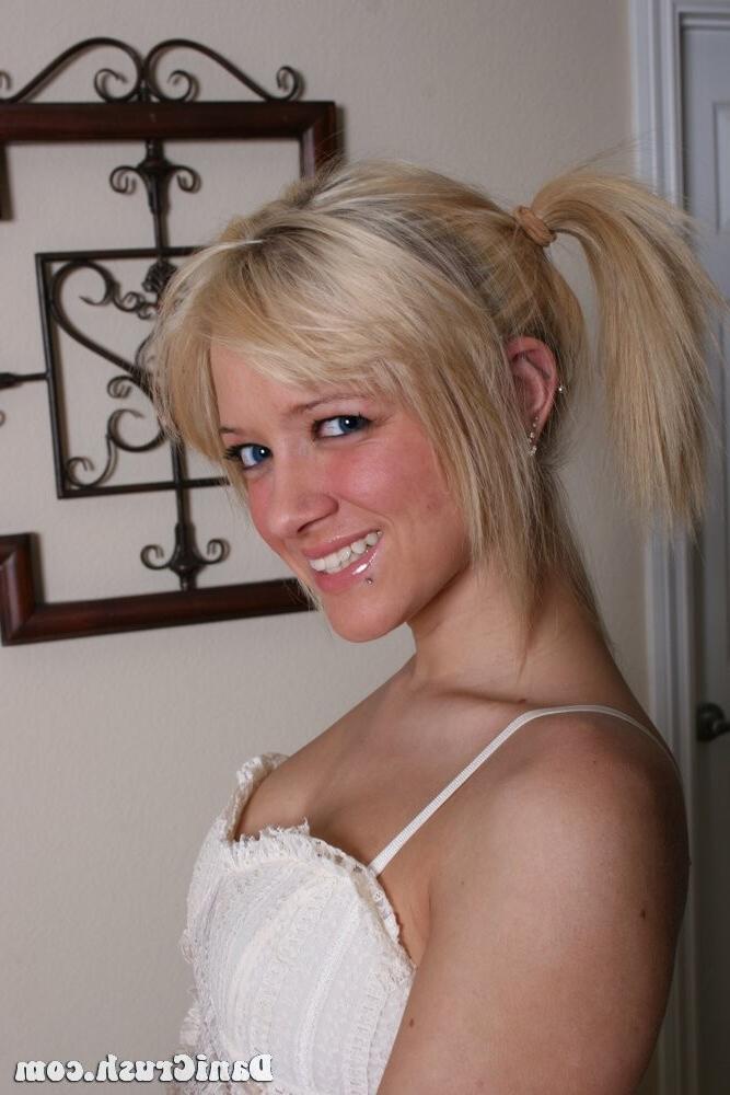15P Dani Crush in posing in her jean shorts