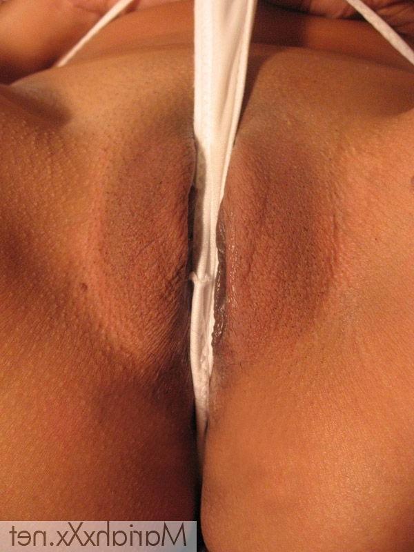 20P Busty Latina Porn Star Mariah Milano