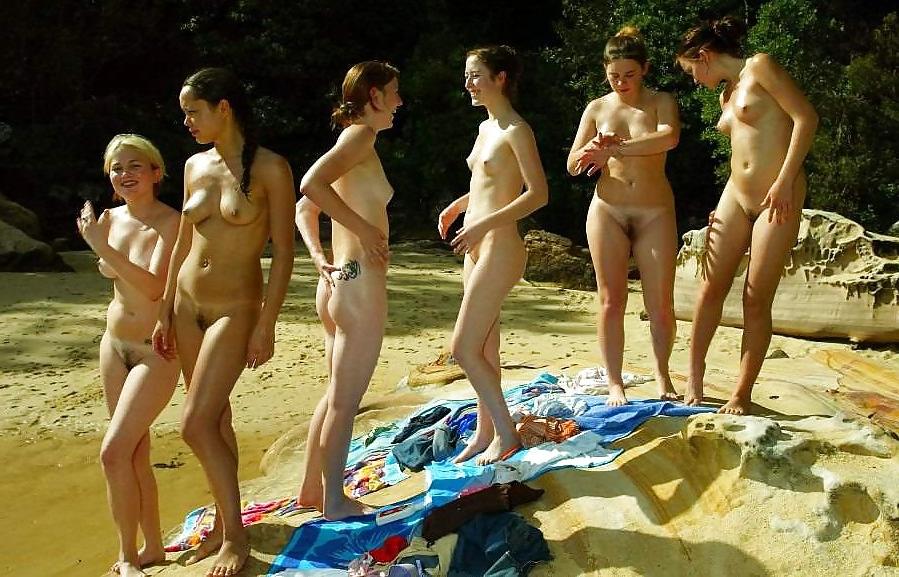 8P Naked beach