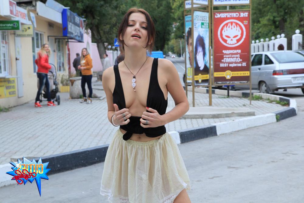 16P Perfect set of tits exposed on a busy city street