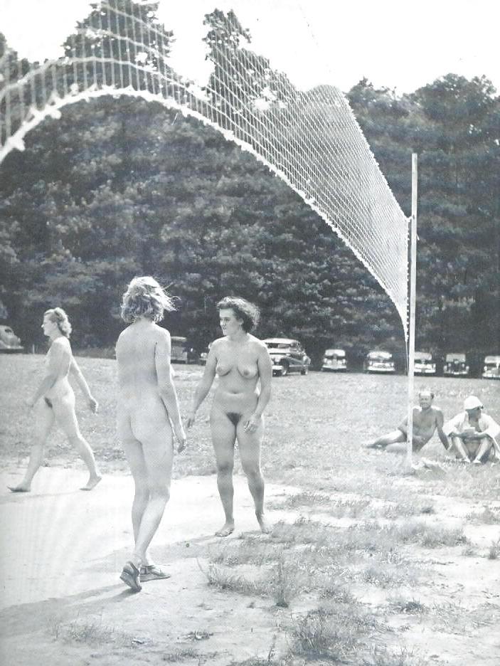 20P Naked beach 189 (Vintage special)