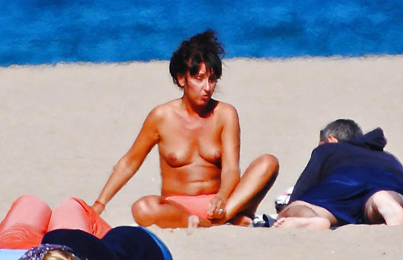 20P Barcelona Beach Babes