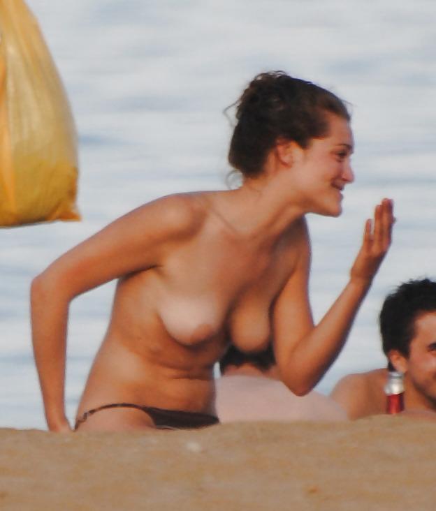 20P Barcelona Beach Babes