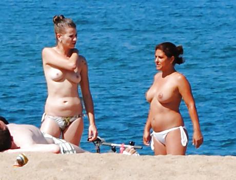 20P Barcelona Beach Babes