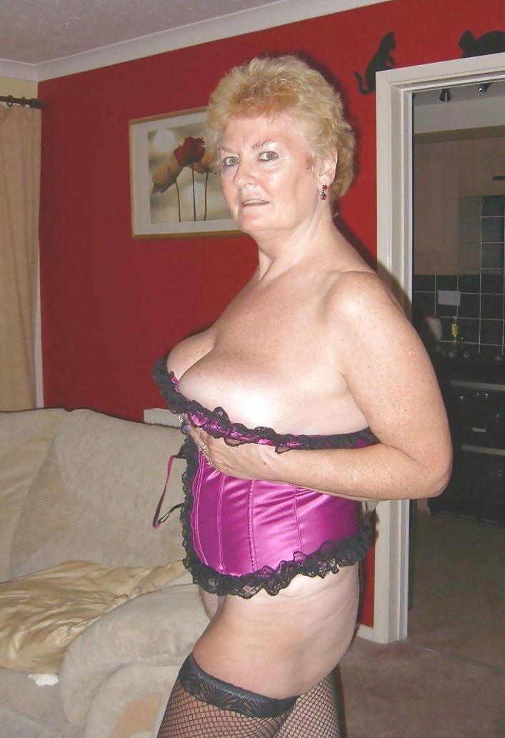 20P Mature Wife Milf GF or Granny