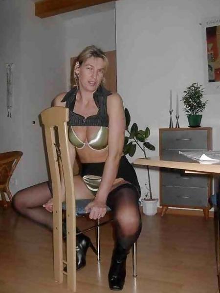25P Katja Privat Mature