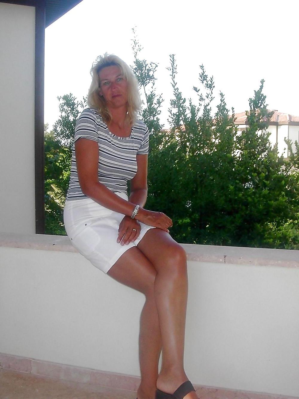 25P Katja Privat Mature