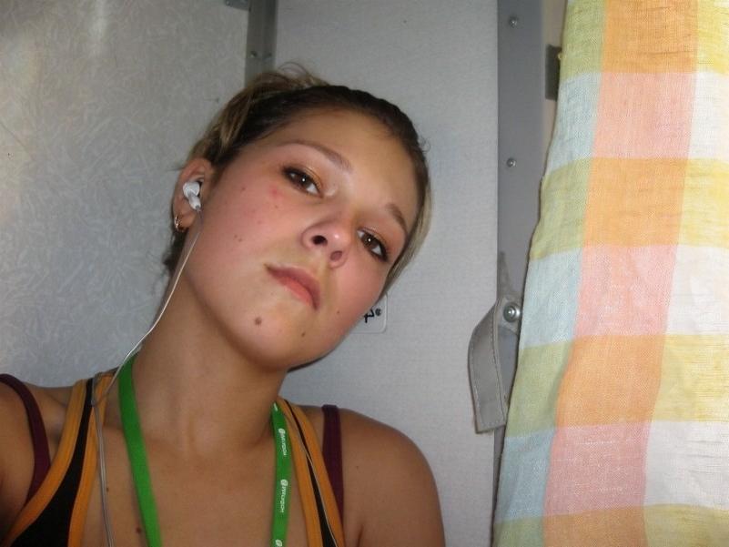 15P Gorgeous beautiful cutie teen posing on camera naked
