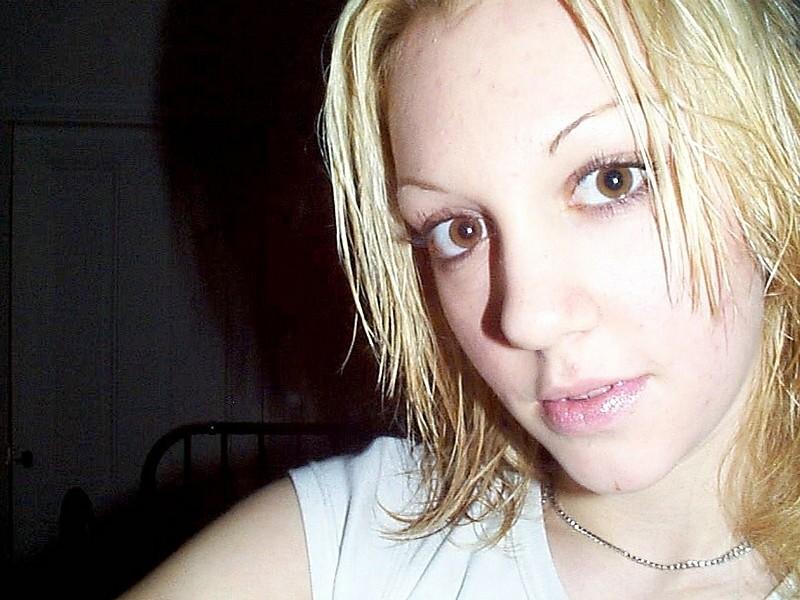 15P Sexy nextdoor girlfriends posing and smiling on camera