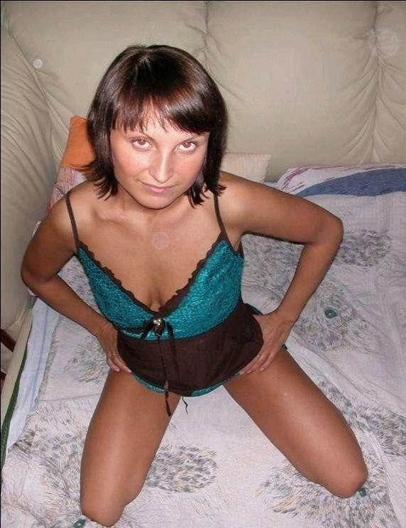 15P Gorgeous cute teen with big tits posing on camera