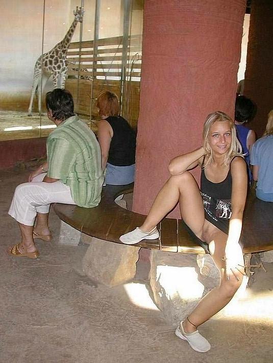 15P Amateur self shooting teens showing their bodies