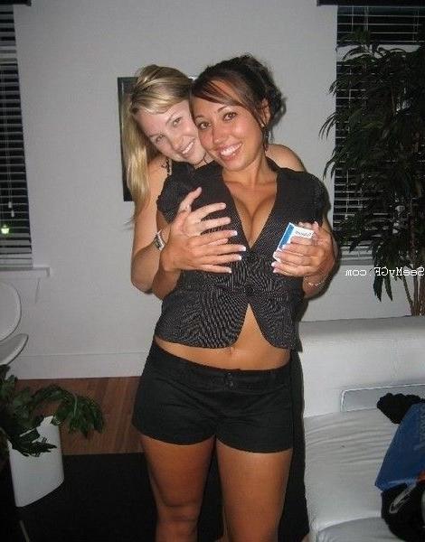 15P Sexy nextdoor girlfriends posing and smiling on camera