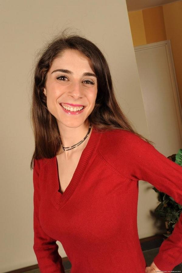 16P Amateur Hairy Babe Spreads Wide In Sexy Bow Stockings