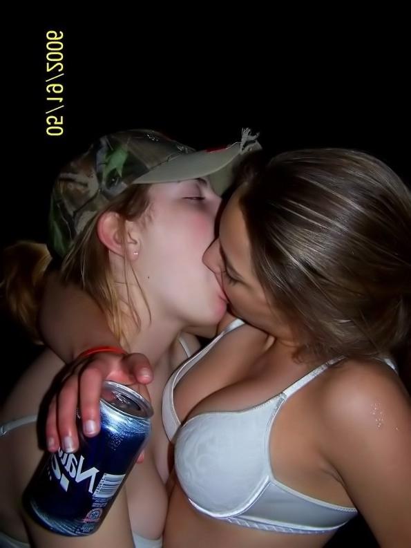 15P Brunette cutie nude teen with nice tits posing on camera