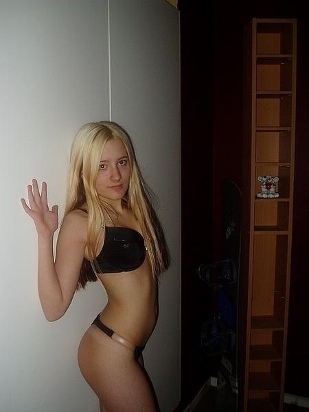 15P Horny and very very sexy amateur teens self shooting