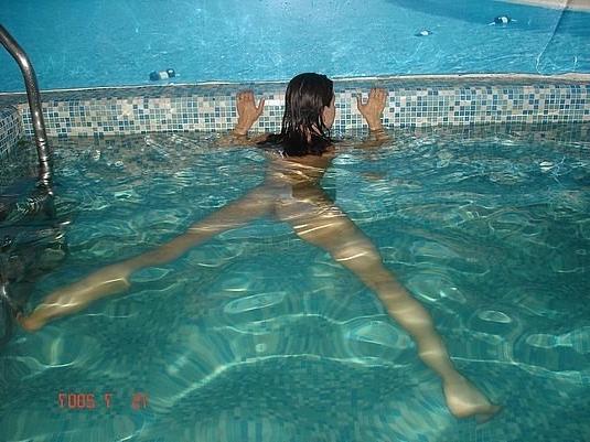 15P Very happy amateur teens with perfect bodies strip