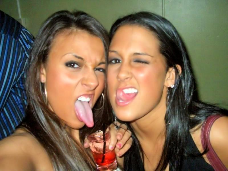 15P Many hottest amateur teens and babes posing on camera