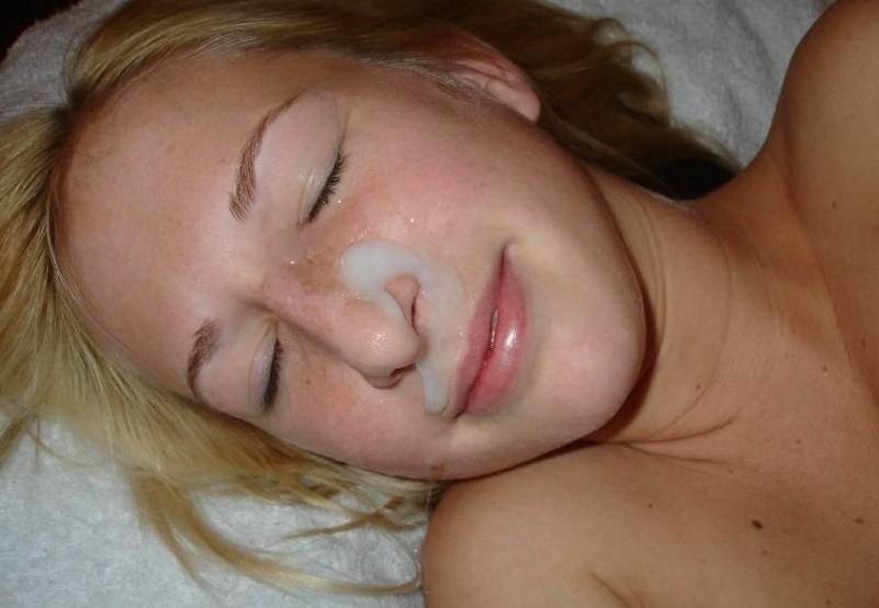 15P Many hottest amateur teens and babes posing on camera