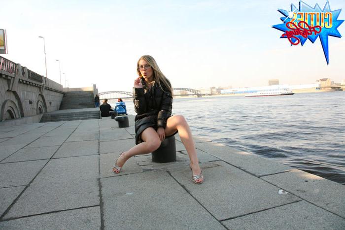 16P Teen flasher shows her body on a river embankment
