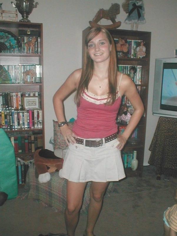 15P Amateur self shooting teens showing their bodies