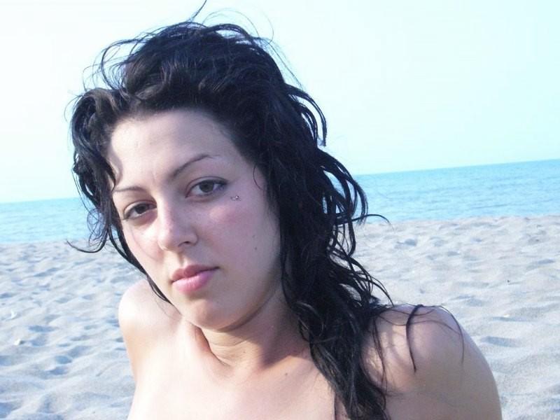 15P Very happy amateur teens with perfect bodies strip