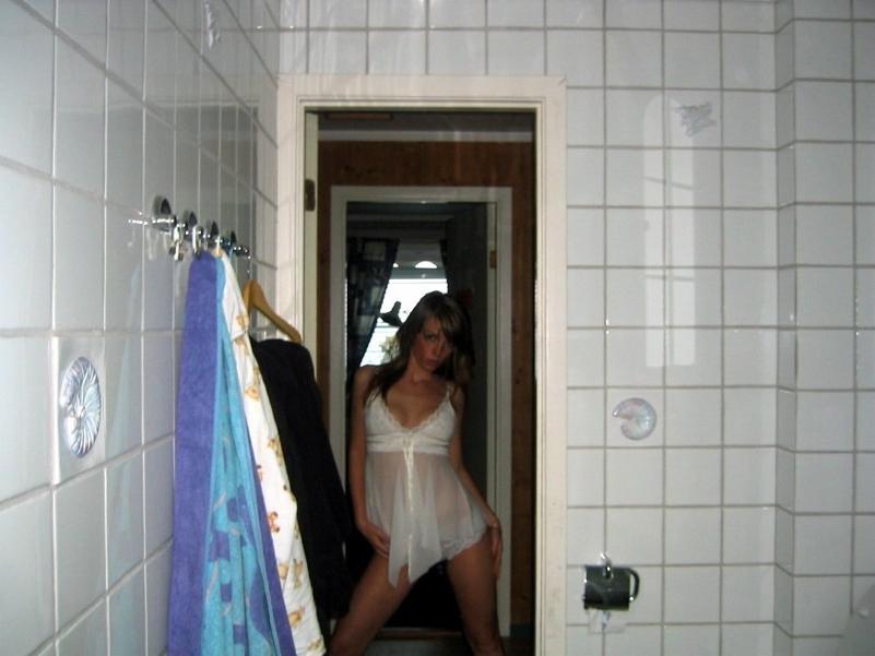 15P Sexy nextdoor girlfriends posing and smiling on camera