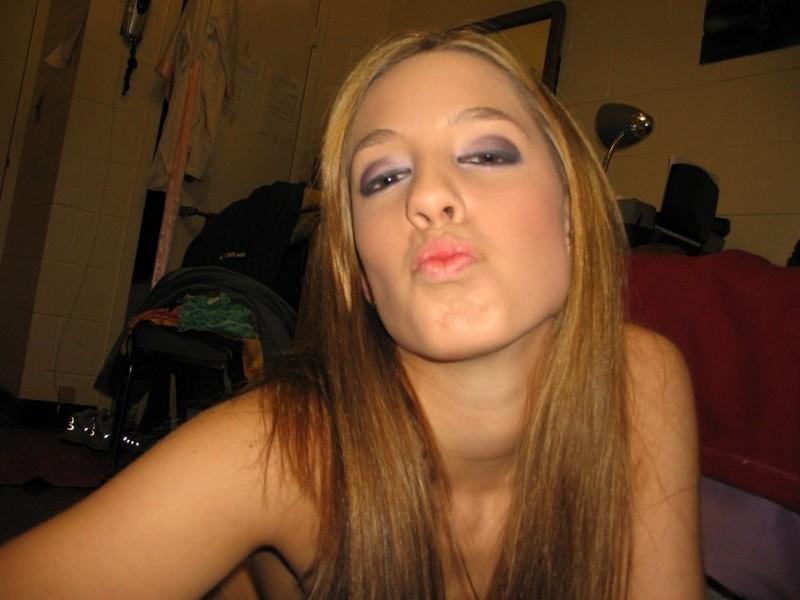 15P Horny and very very sexy amateur teens self shooting