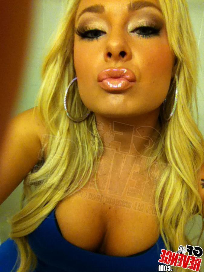 10P My hot blonde babe fucks
