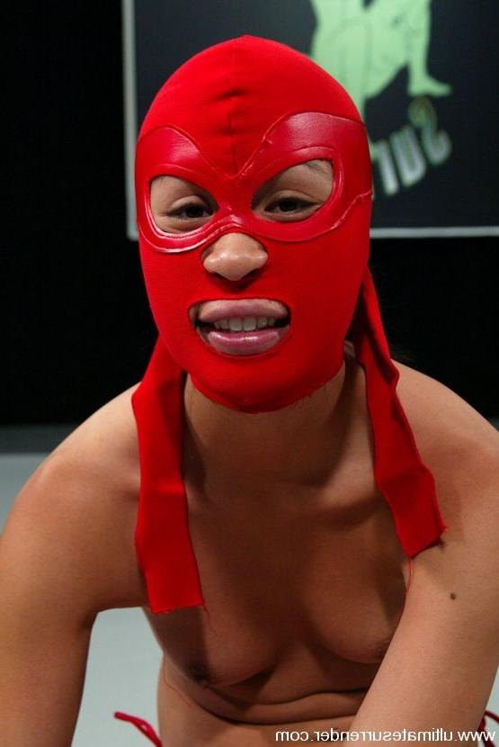 15P Anna in her debut wrestling match takes on Crimson Nina