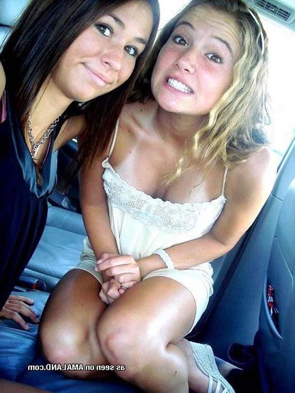 15P Hot and slender amateur girl