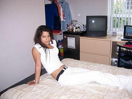 15P Check out my hot girlfriends get horny in these amateur pics