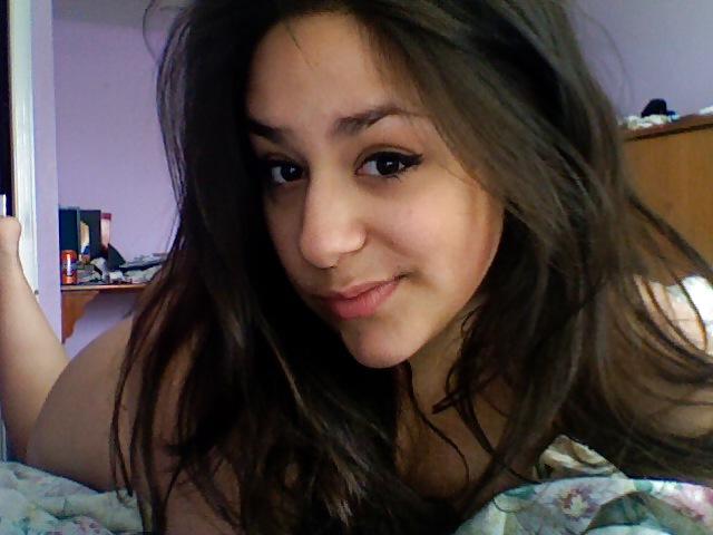 25P PAULA HOT LATIN TEEN