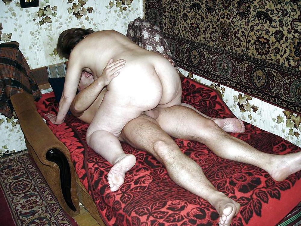 25P Older woman with younger guy