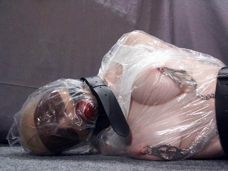 16P Mummfied lesbian bondage and breathplay domination of Veronina