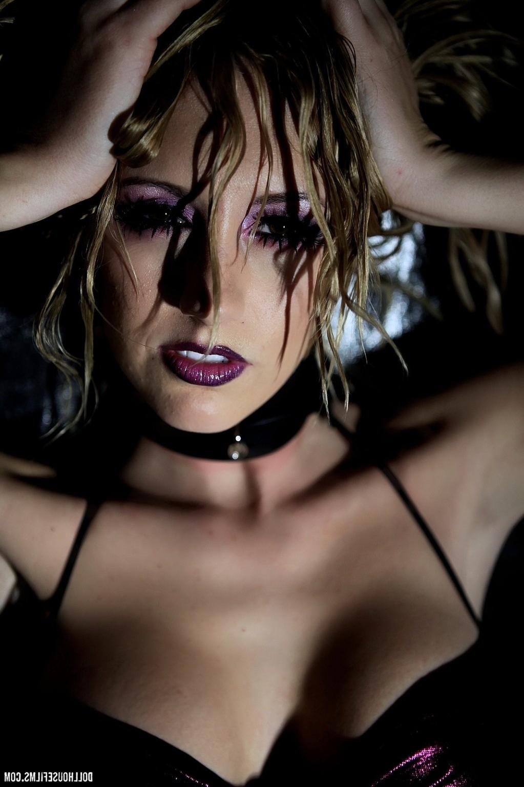 15P Brett Rossi in a kinky black Collar with Nipple Clamps