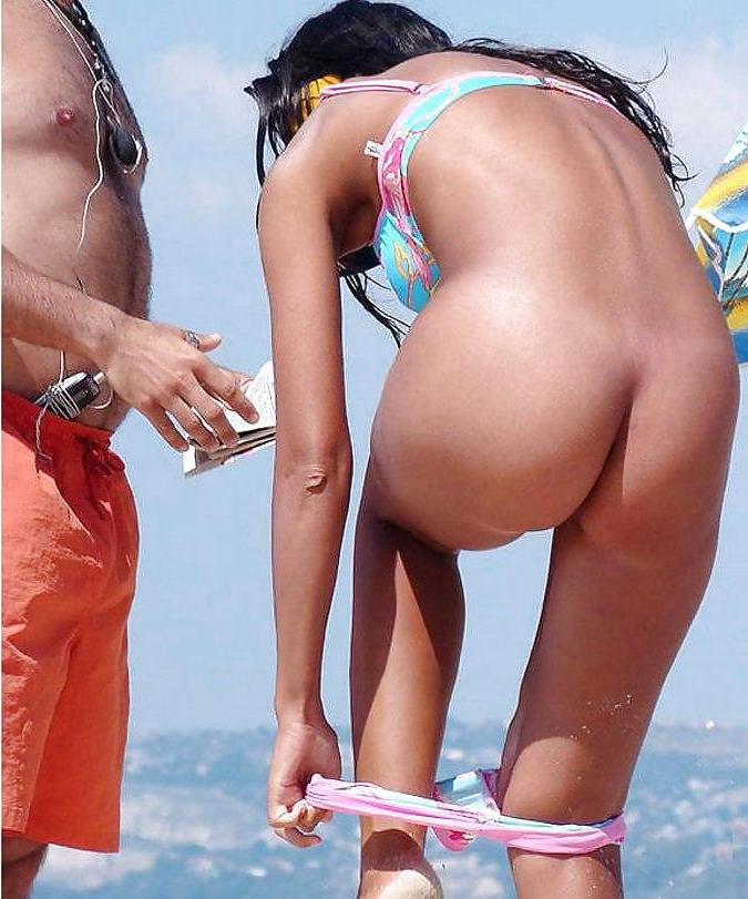 22P Beach Changing Sluts