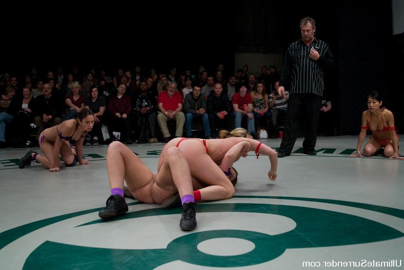15P Non-scripted naked tag team wrestling in front of a crowd