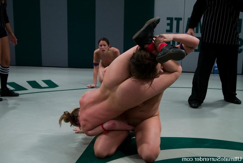 15P Non-scripted naked tag team wrestling in front of a crowd