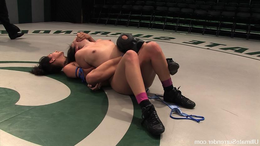 15P Isis Love kicks little latina ass in non scripted wrestling