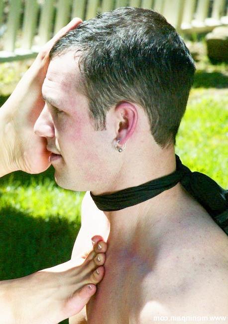 15P Collared slave ass fucked