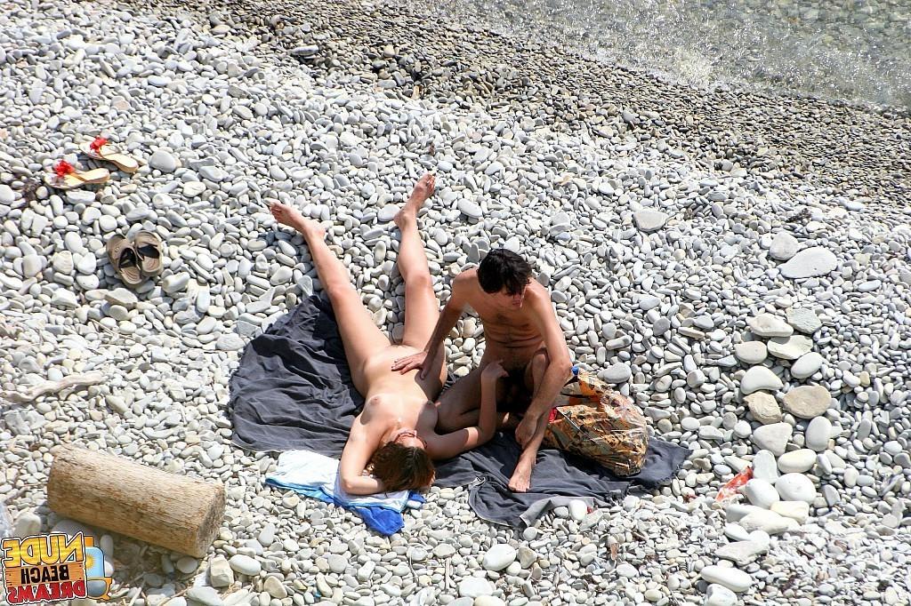 15P Shameless nudists anjoying sun and sex on the beach