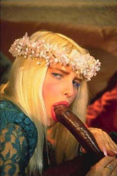 12P Vintage pornstar blonde Cicciolina fucked by all cocks