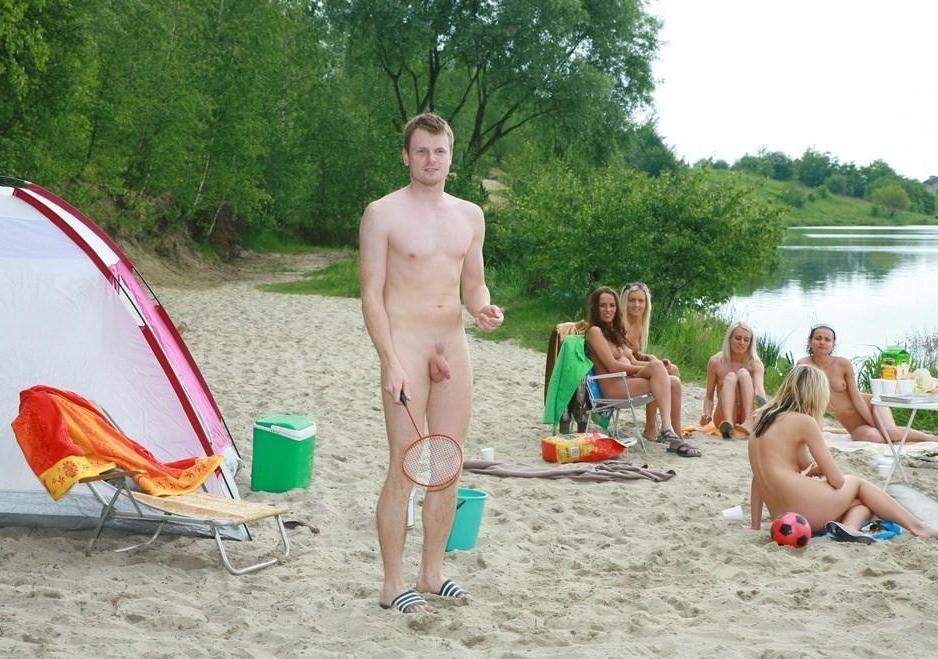 15P Public beach just got hotter with a busty nudist