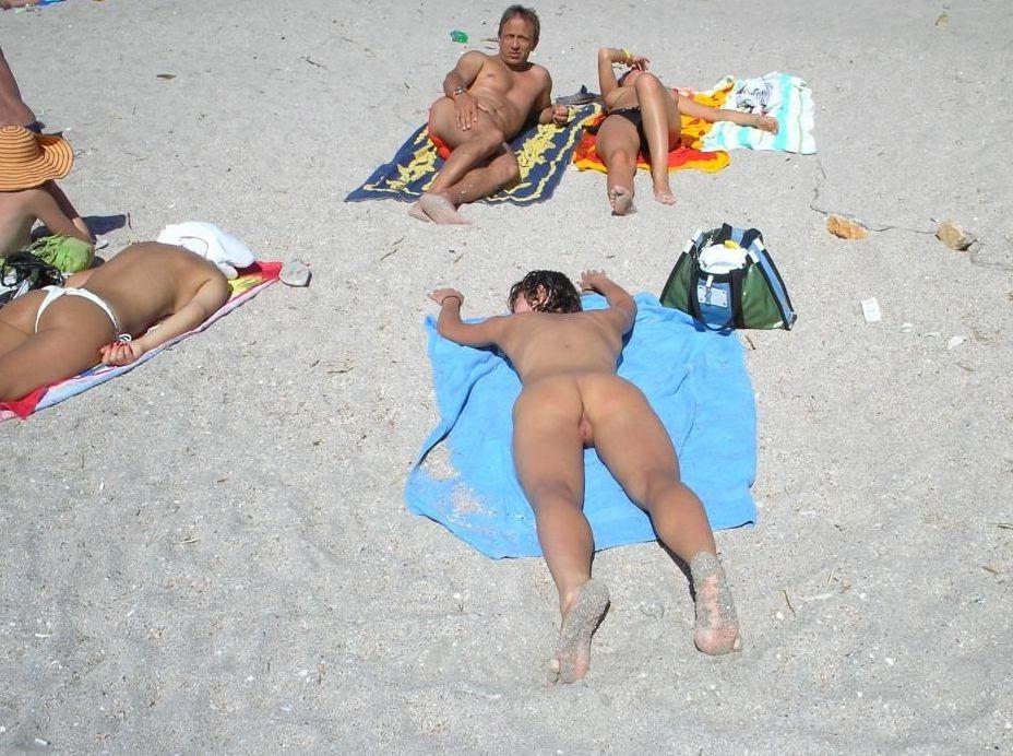 15P Having fun is easy at the beach for two nude teens