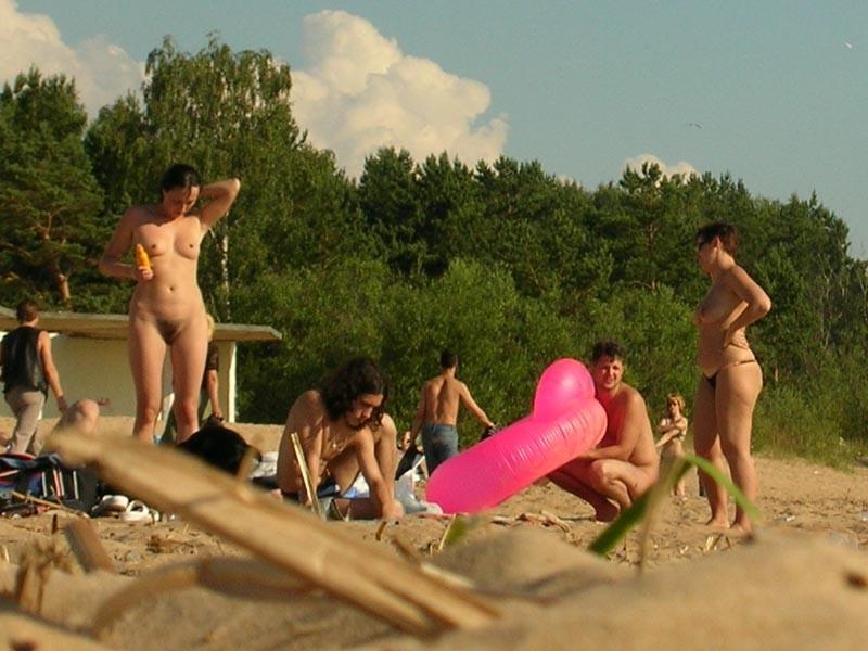 15P Public beach just got hotter with a teen nudist