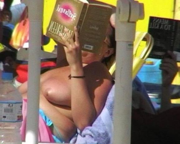15P Nudist beach brings the best out of two hot teens