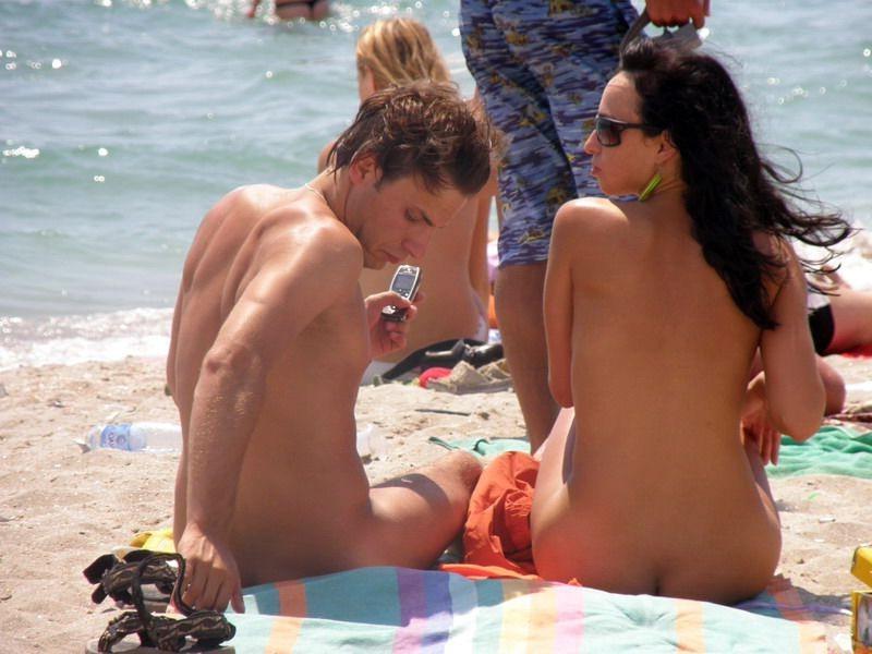 15P Teen nudists get naked and heat up a public beach