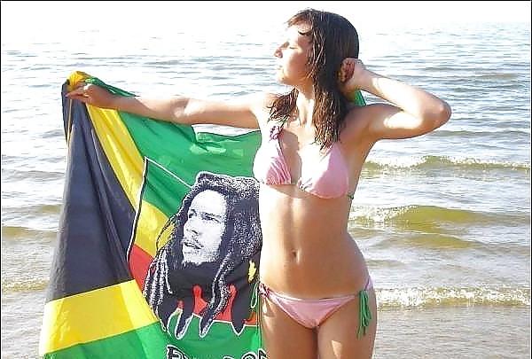 23P Beach Girls 5