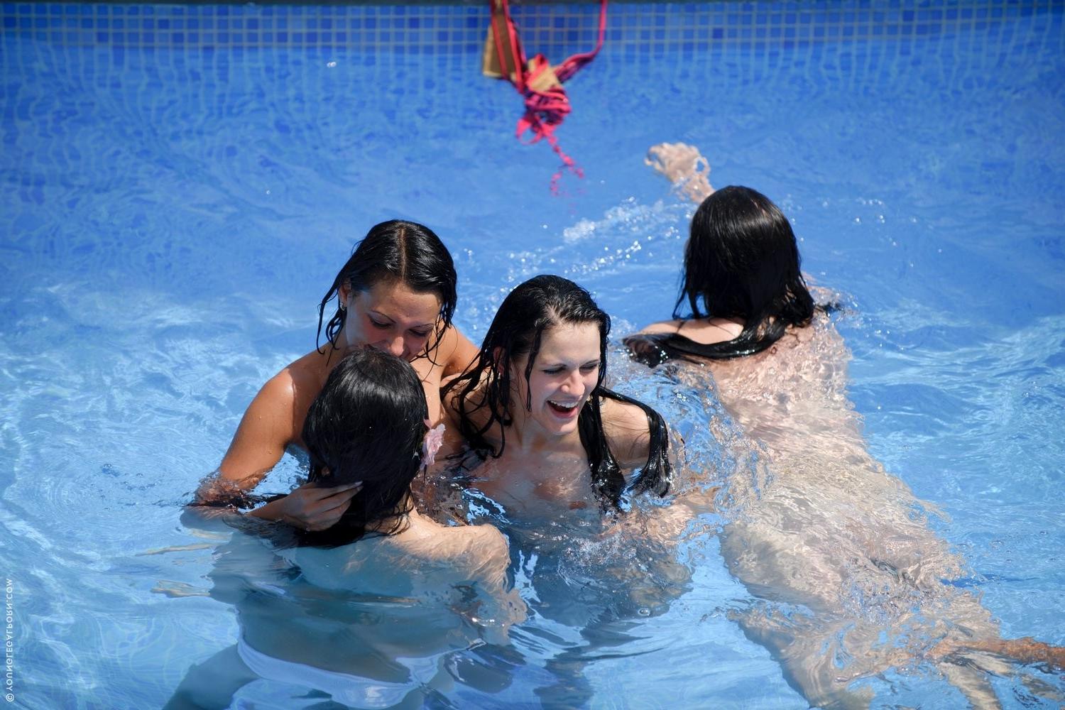 15P Poolside party with sexy lesbian teens
