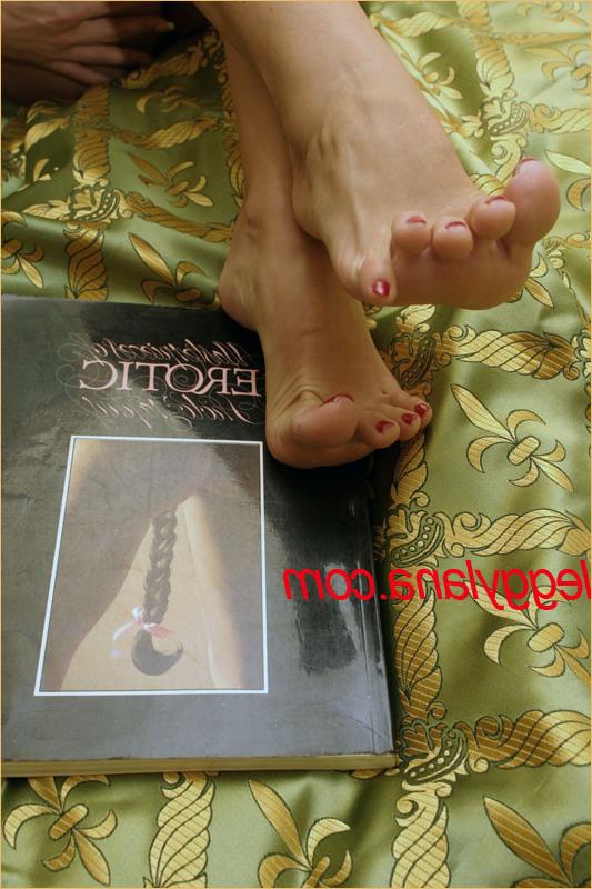12P Leggy blonde doll teasing with her sexy legs and feet